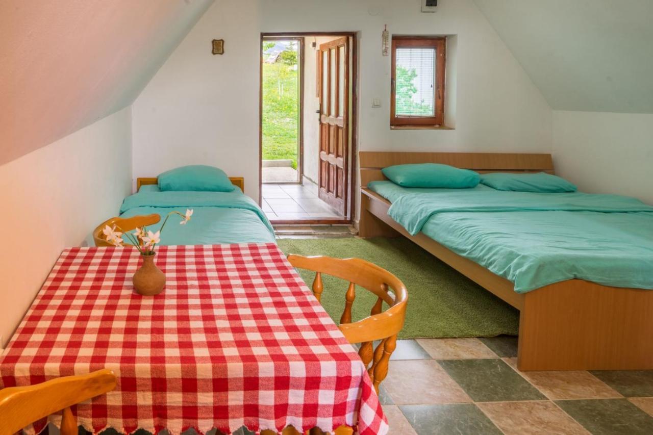 Family Farm Jezera Guest House Žabljak Екстериор снимка